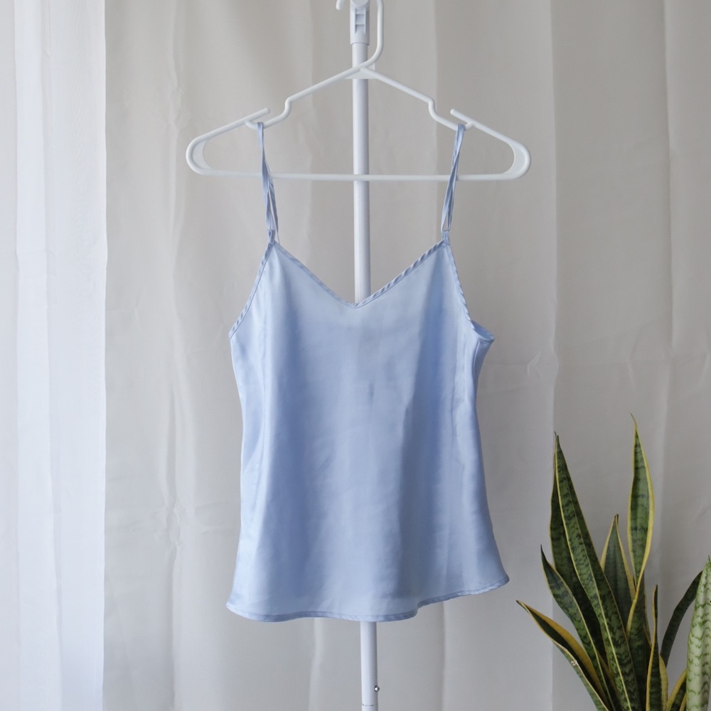 COPY - PERIWINKLE SILK TANK ✨